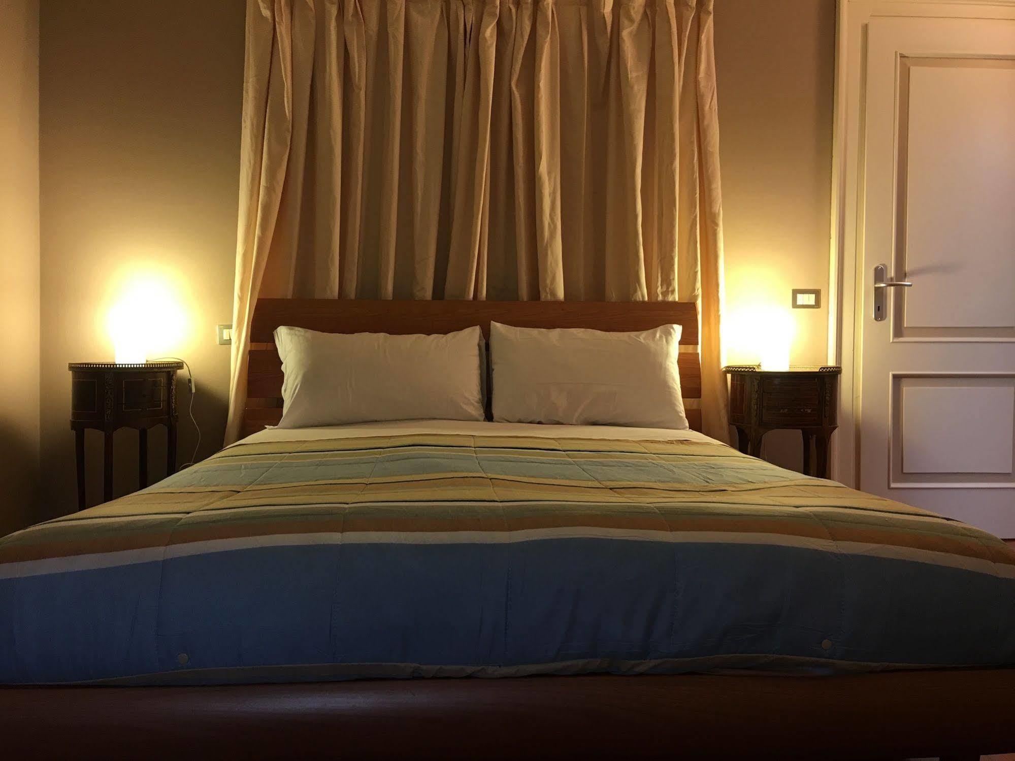 Domus Nova Residenza Il B&B Mantua Dış mekan fotoğraf